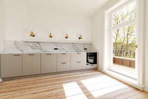 BILD_6134827-BtKbmgz9uoHNV31E8inGe8XN-Endetage_Alte Rabenstrasse_26_20148_Hamburg_Kuche_3192(1).exp.jpg