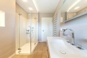 BILD_5767883-YbyaA4K41JNbq4REepyrqJm2-Wellingsbuttel_Etagenwohnung_5748.exp.jpg